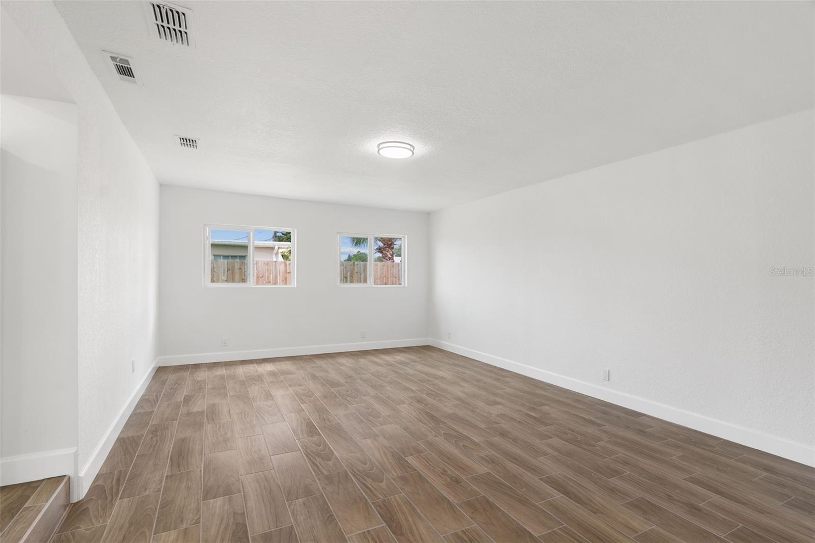 Image 28 of 36 For 2817 Rheims Avenue