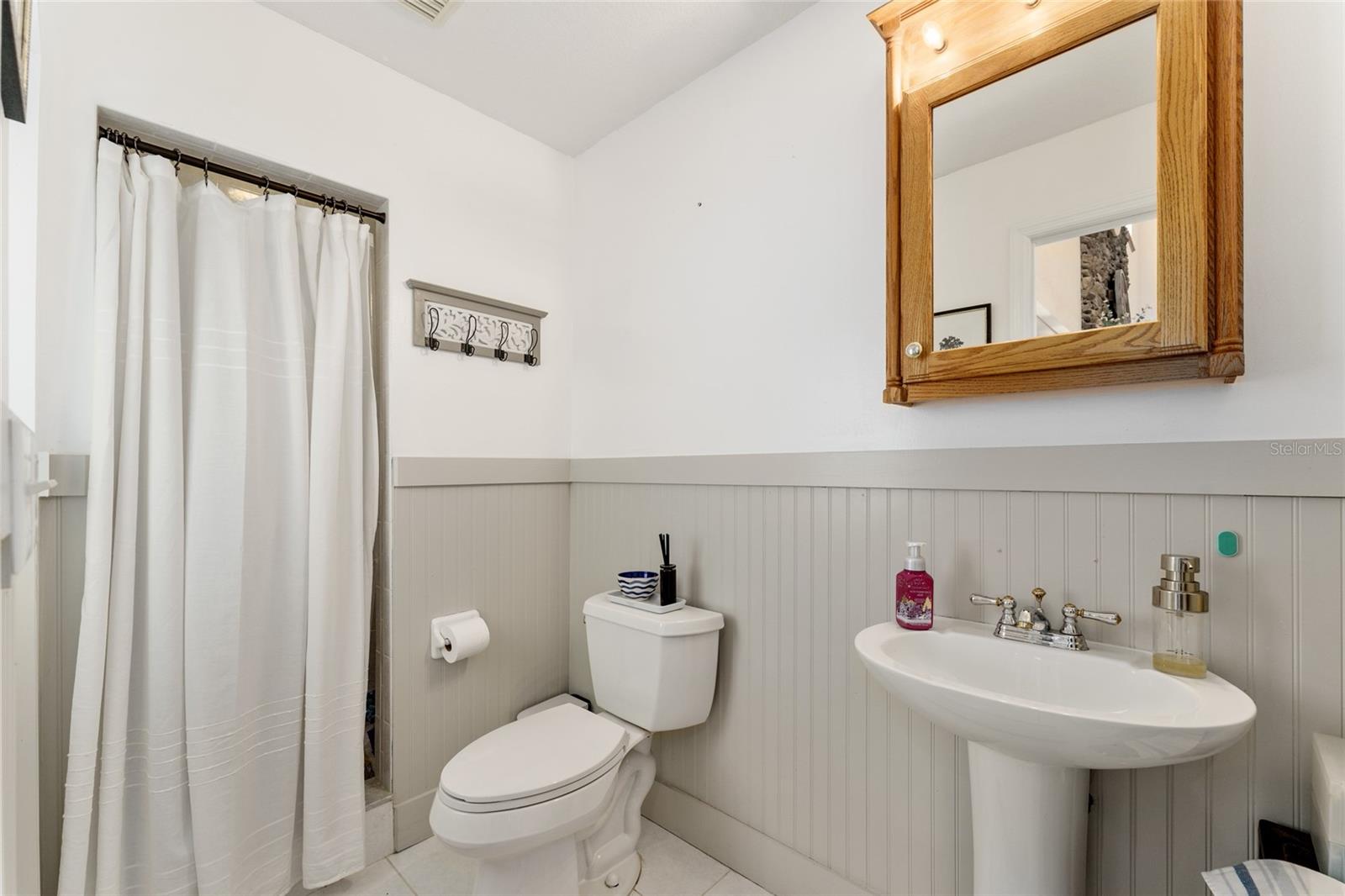 Image 17 of 83 For 9095 9th Terrace