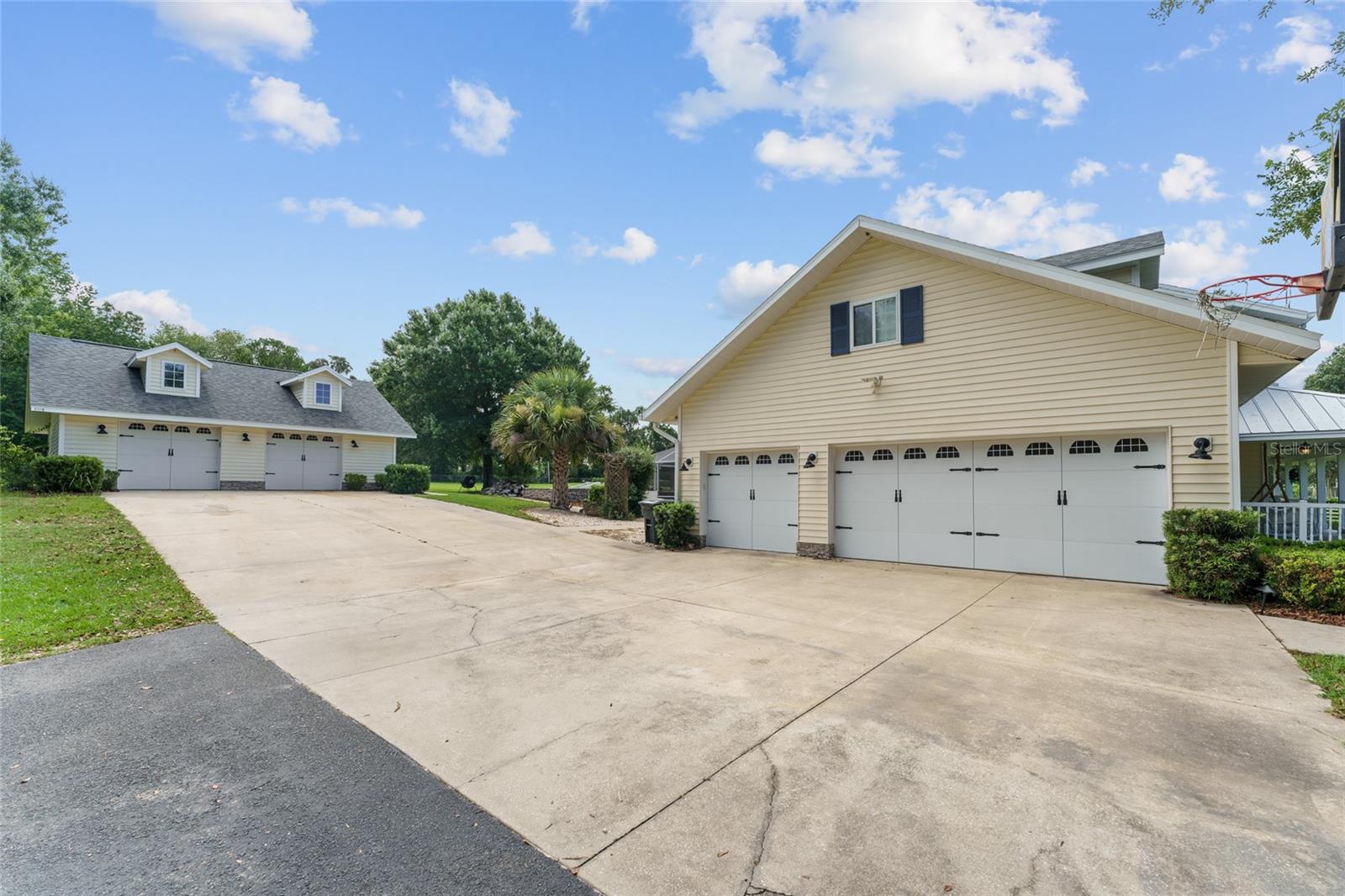 Image 5 of 83 For 9095 9th Terrace