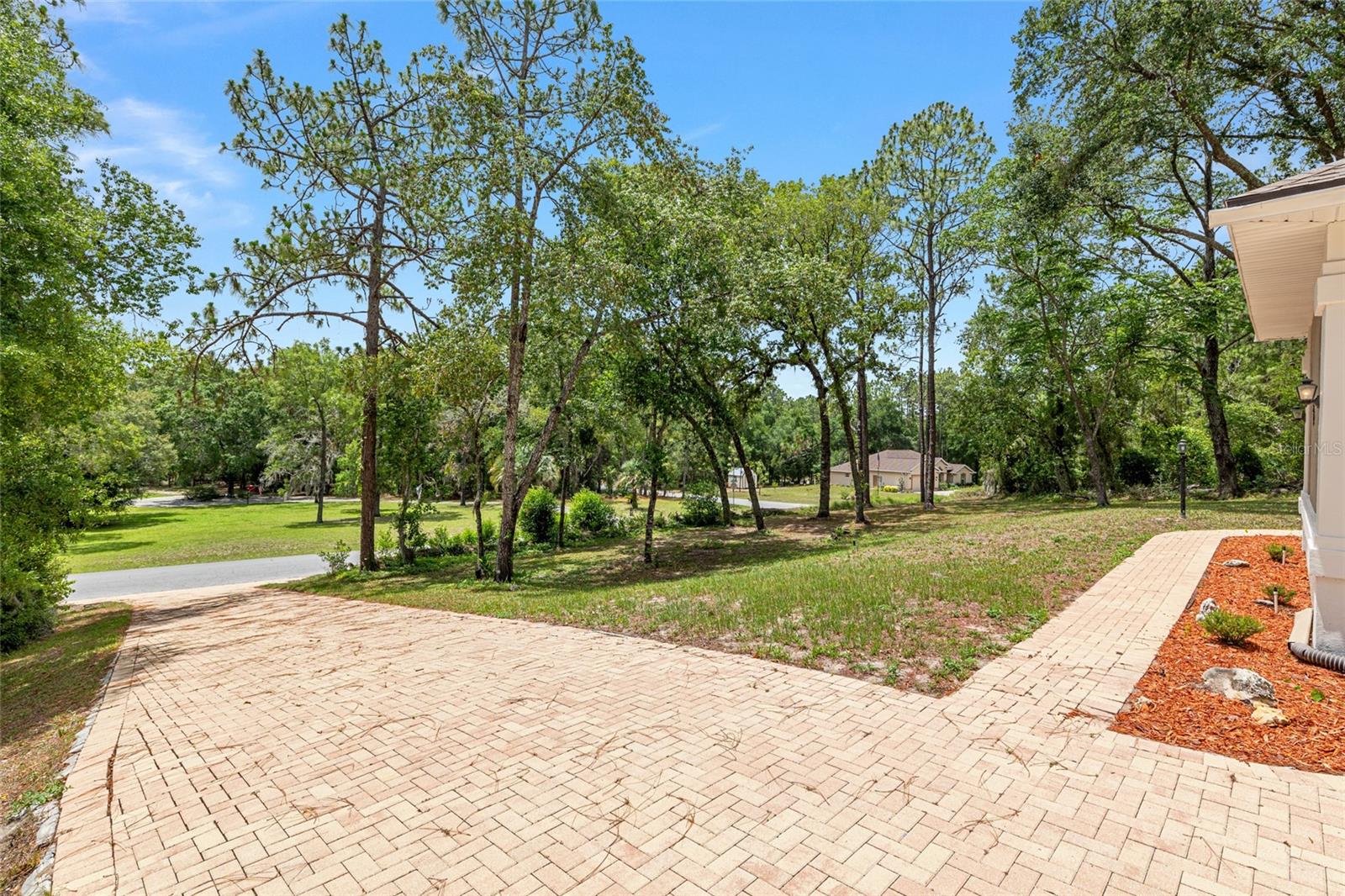 Image 74 of 96 For 9180 202nd Avenue Road
