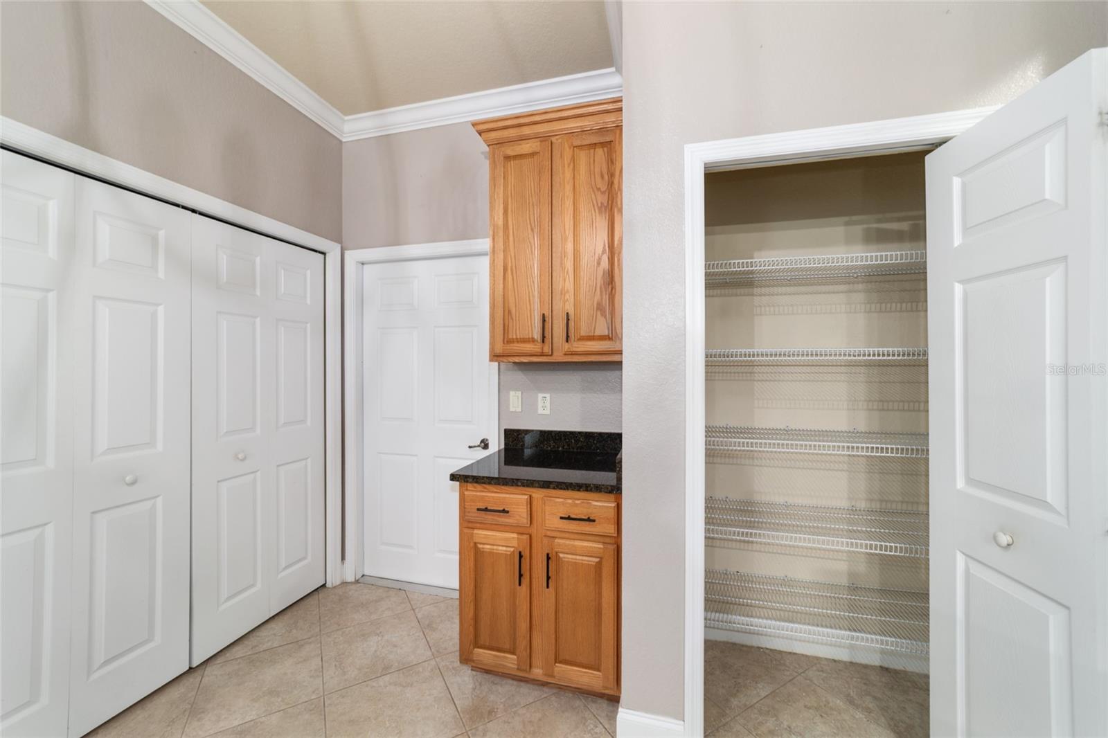 Image 15 of 49 For 2127 38th Terrace
