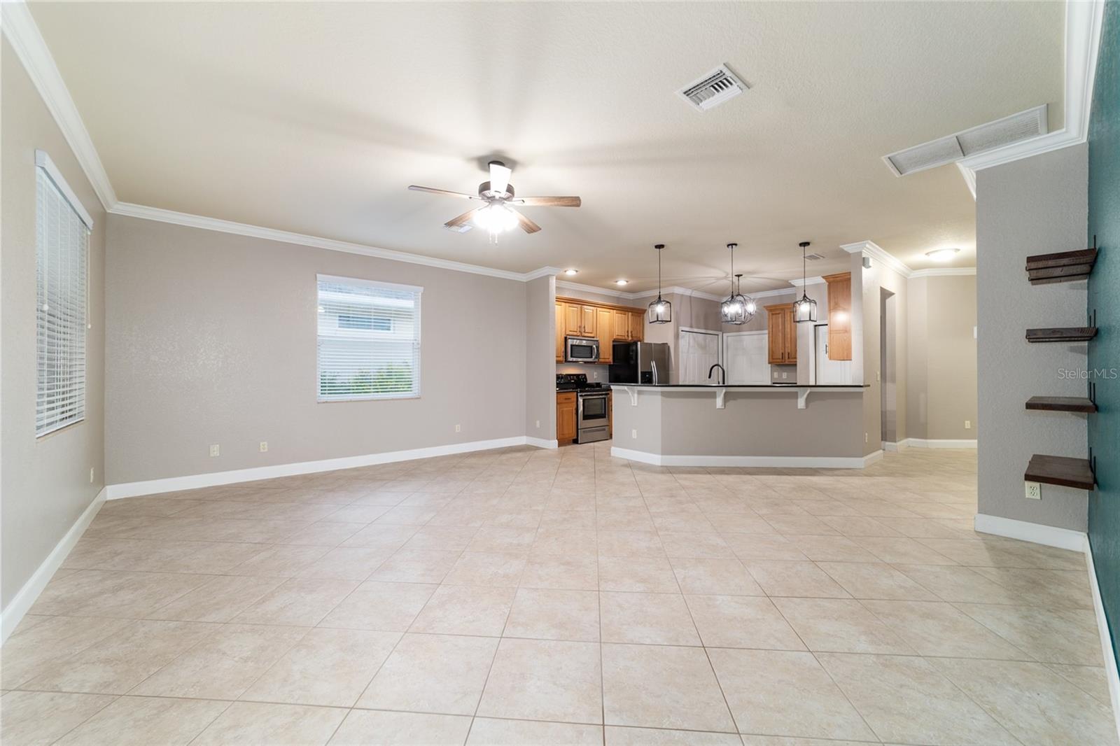 Image 16 of 49 For 2127 38th Terrace