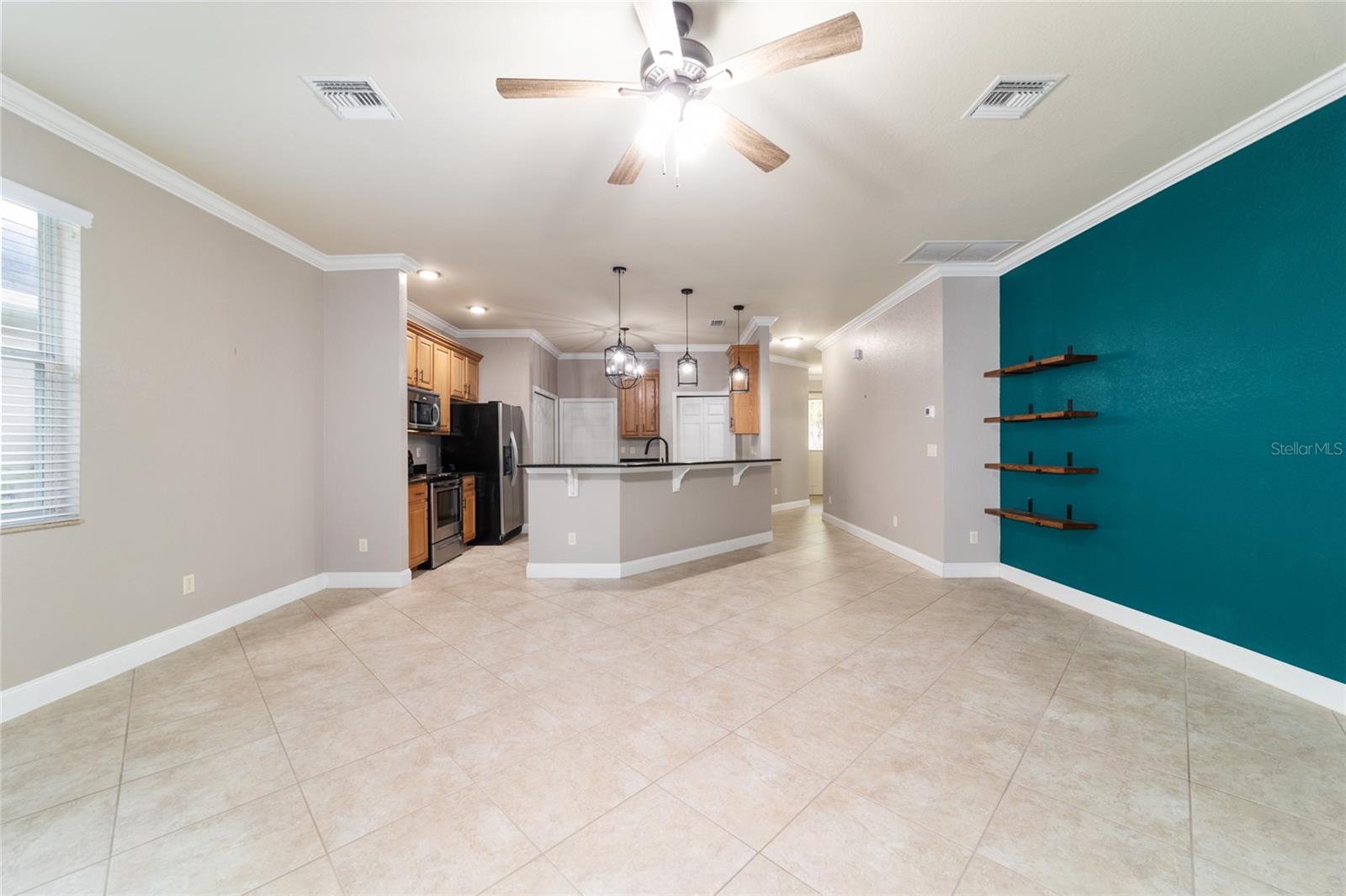 Image 19 of 49 For 2127 38th Terrace