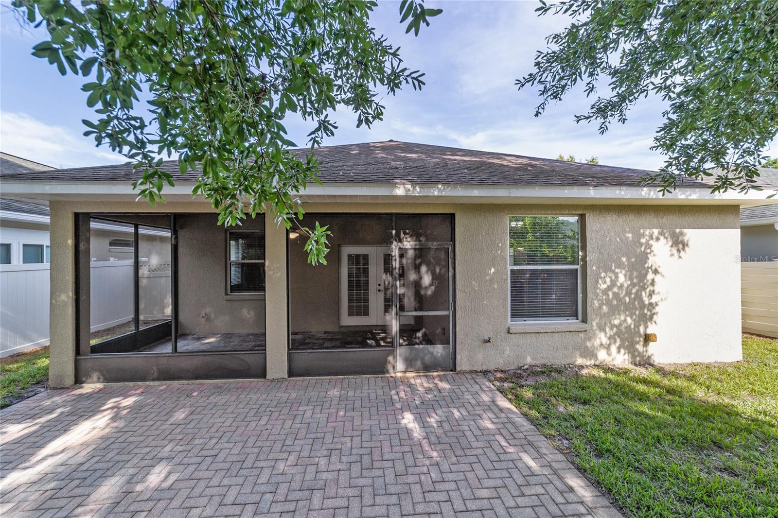 Image 42 of 49 For 2127 38th Terrace