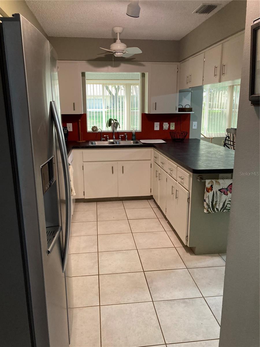 Image 14 of 34 For 8450 90th Street D