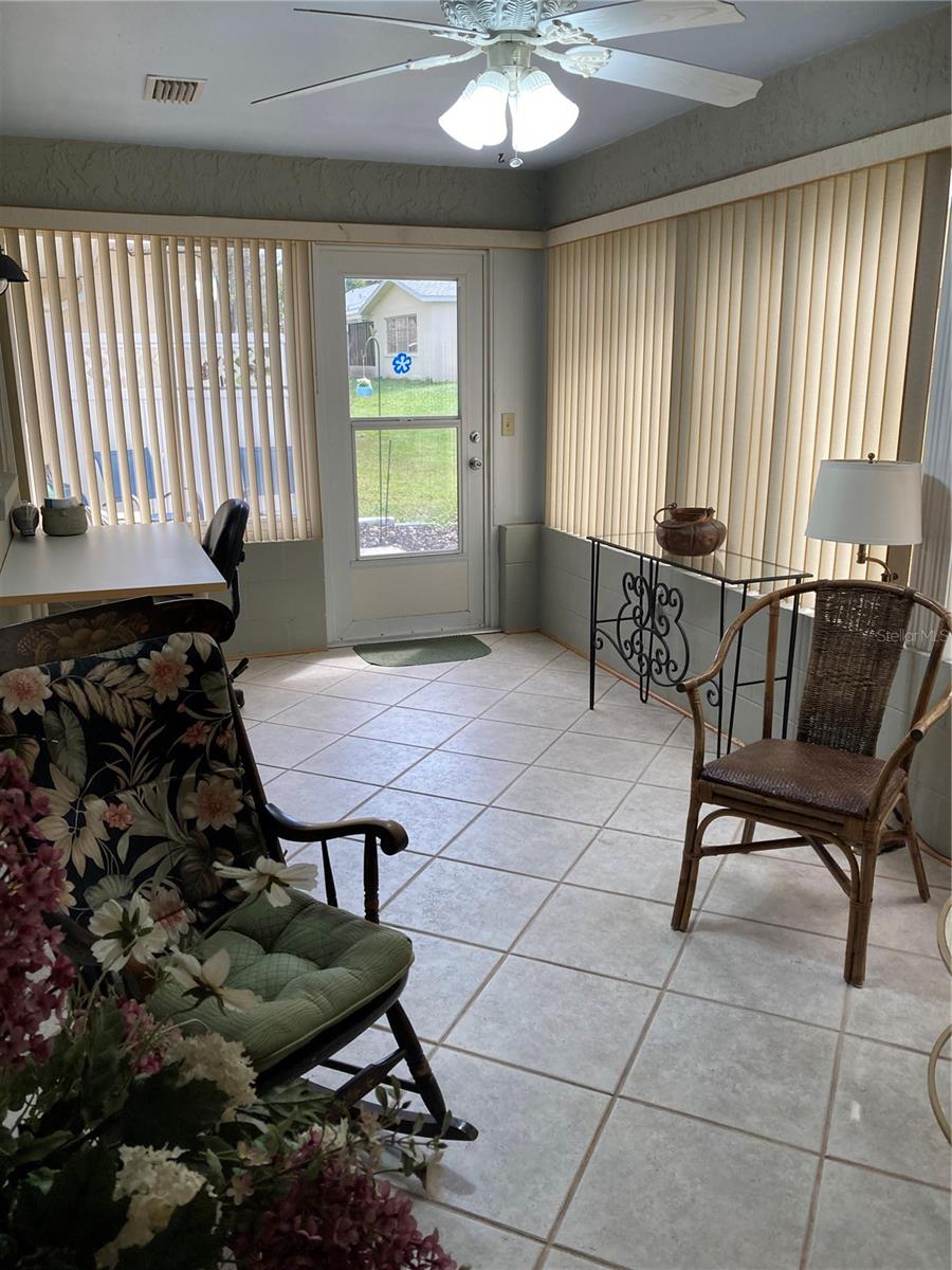 Image 20 of 34 For 8450 90th Street D