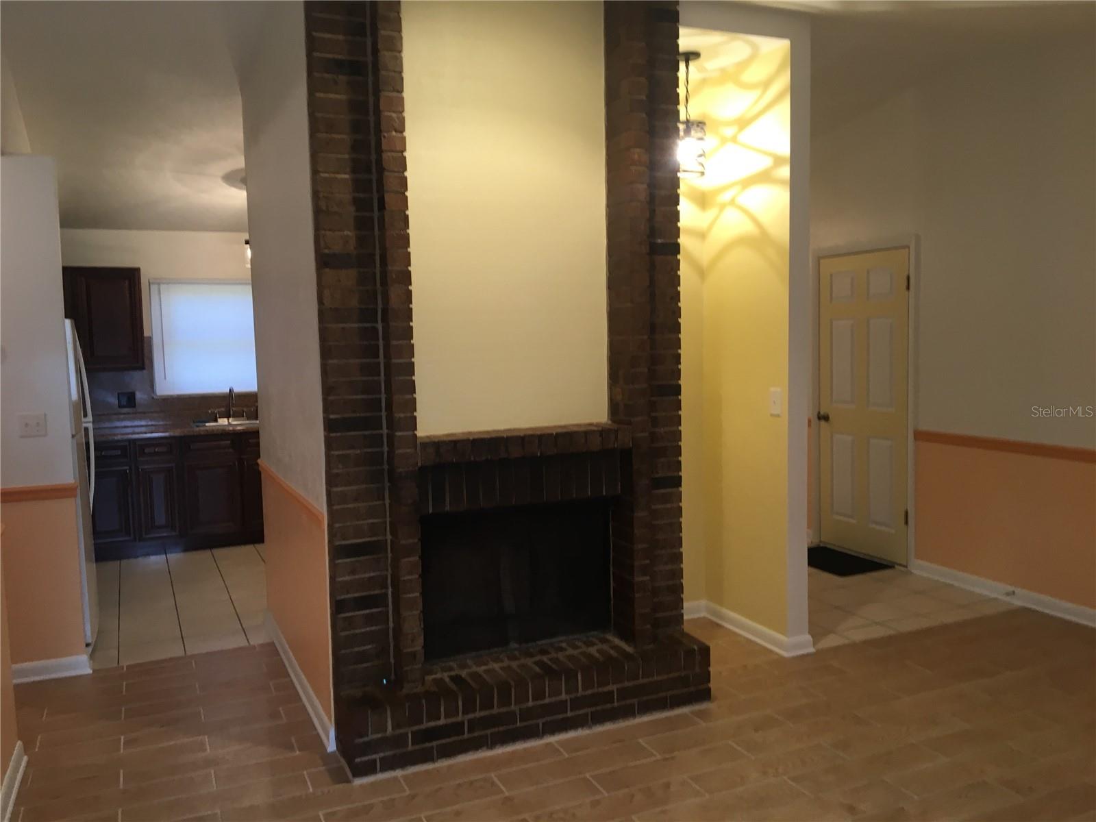 Image 2 of 16 For 2331 40th Street