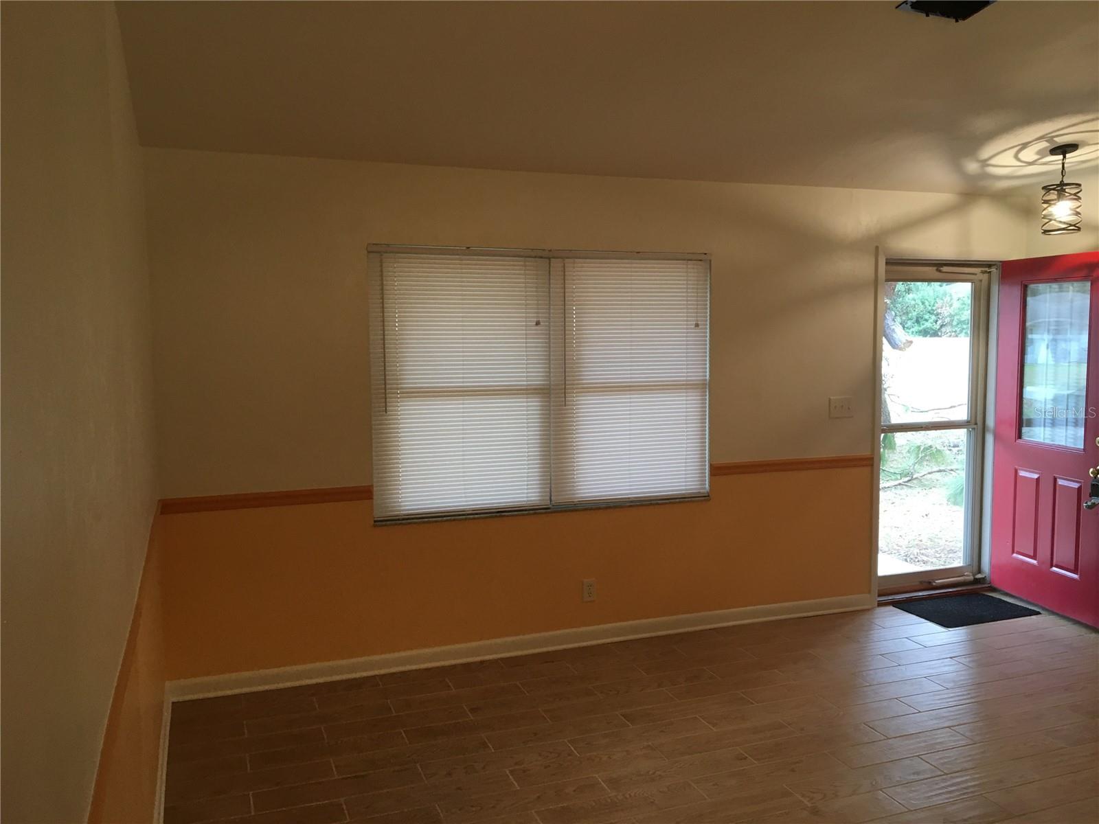 Image 3 of 16 For 2331 40th Street