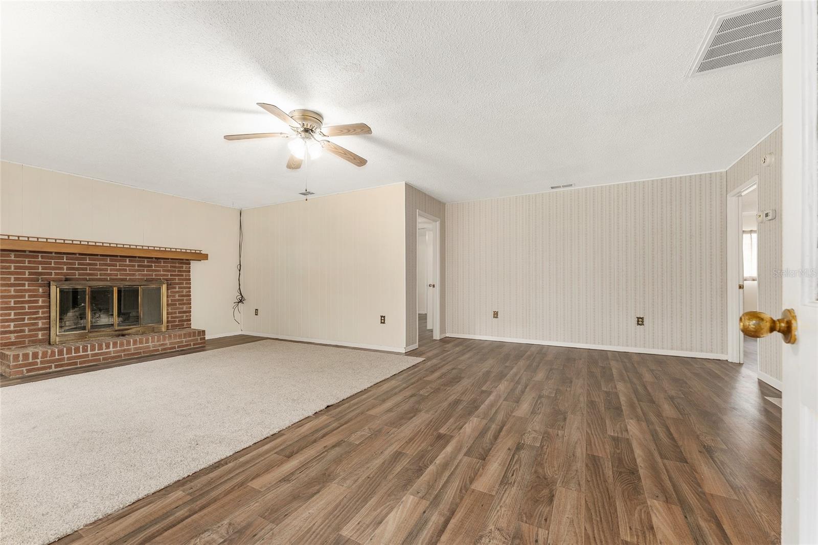 Image 15 of 98 For 8441 115th Street