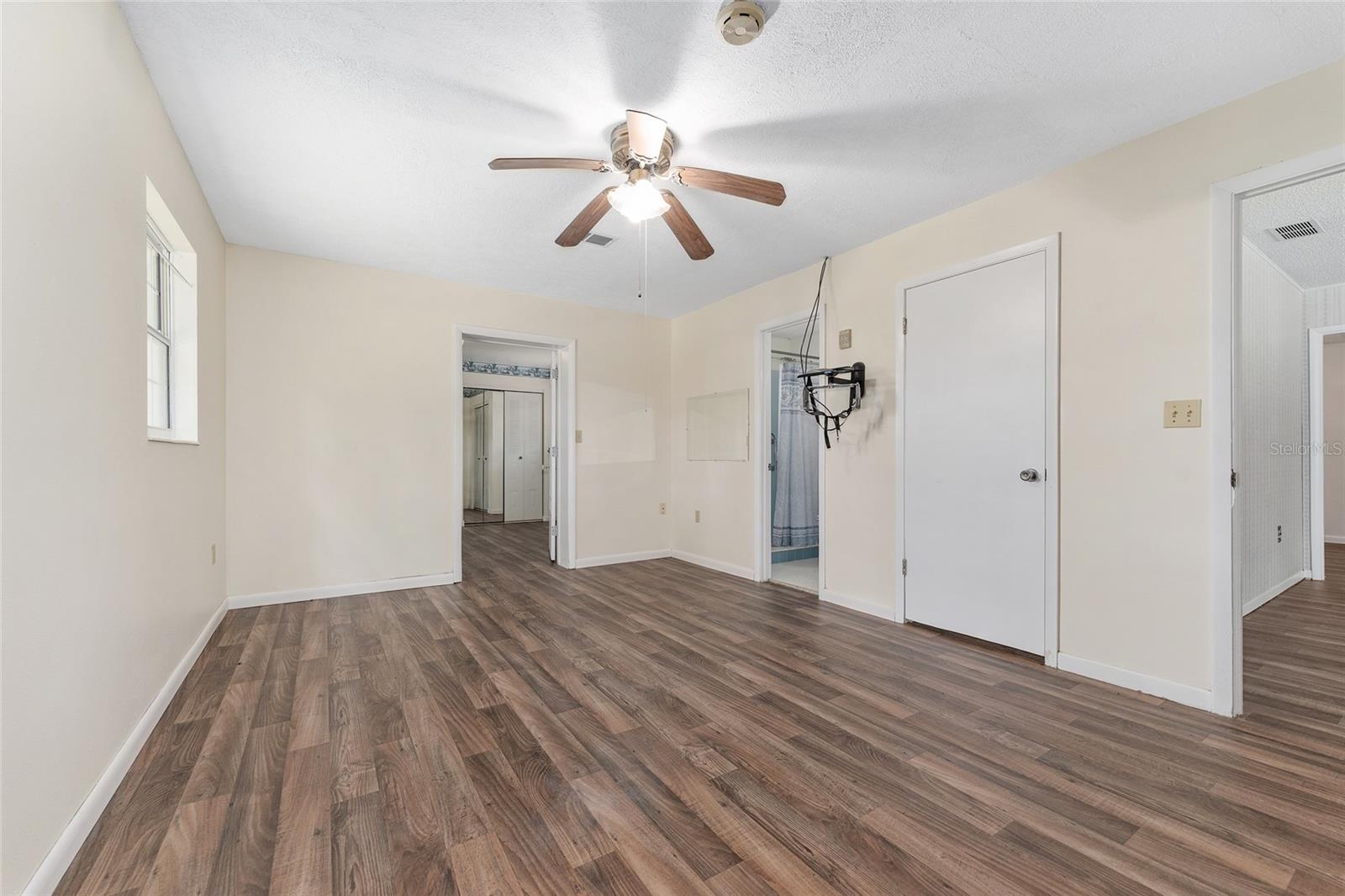 Image 40 of 98 For 8441 115th Street