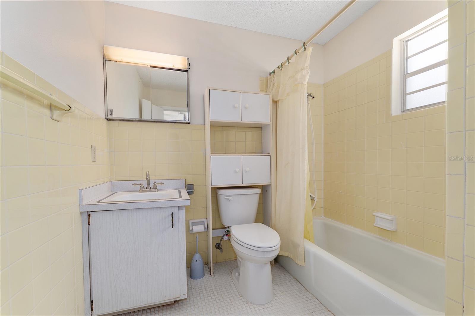 Image 50 of 98 For 8441 115th Street