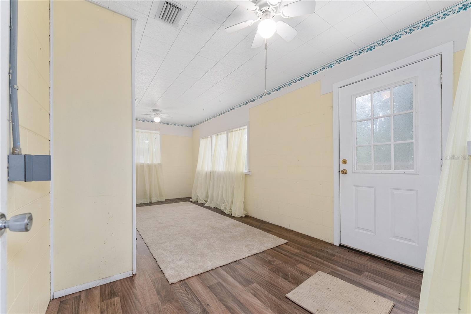 Image 59 of 98 For 8441 115th Street