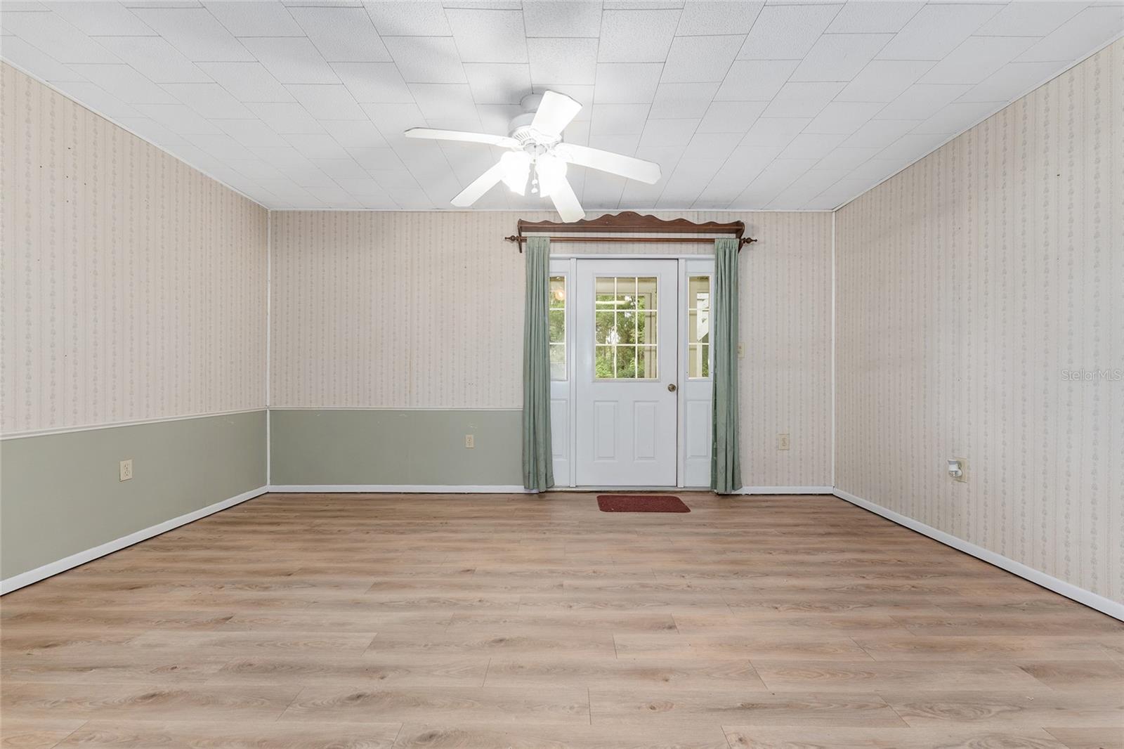 Image 65 of 98 For 8441 115th Street