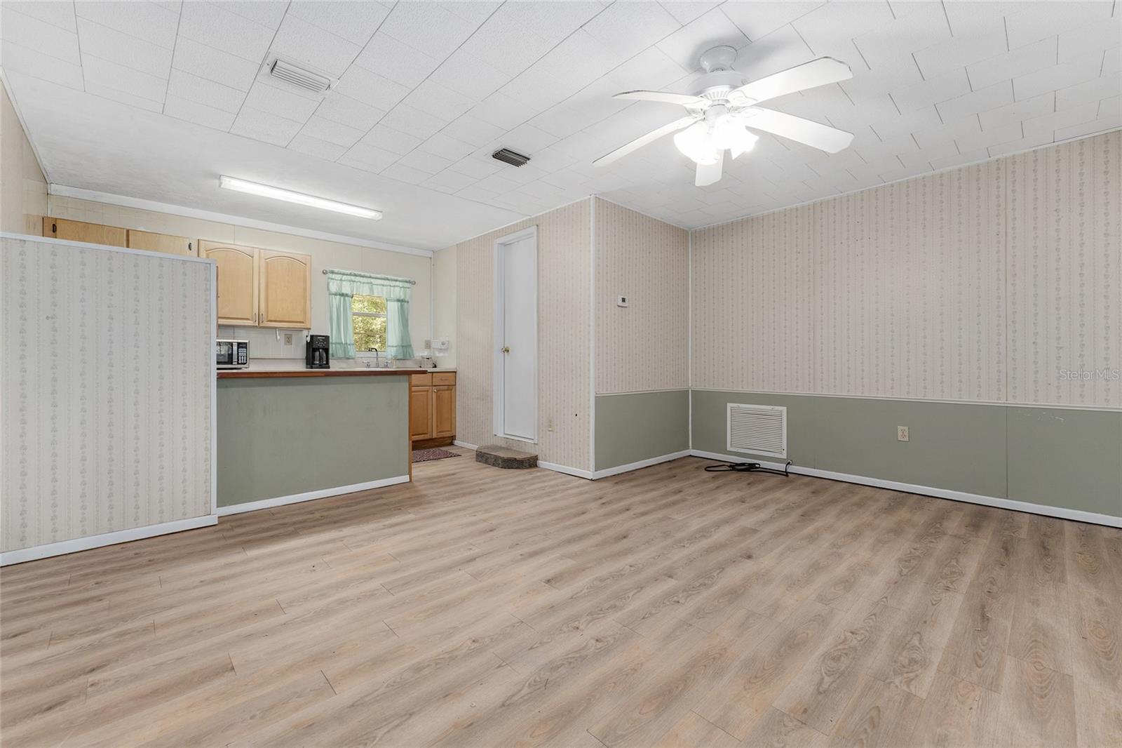 Image 68 of 98 For 8441 115th Street