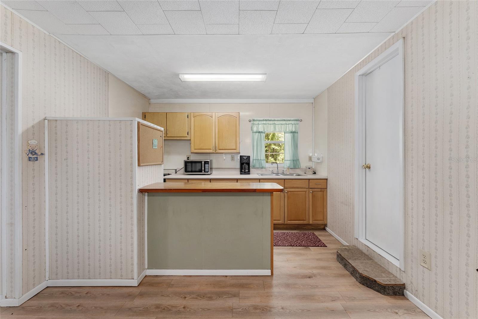 Image 70 of 98 For 8441 115th Street