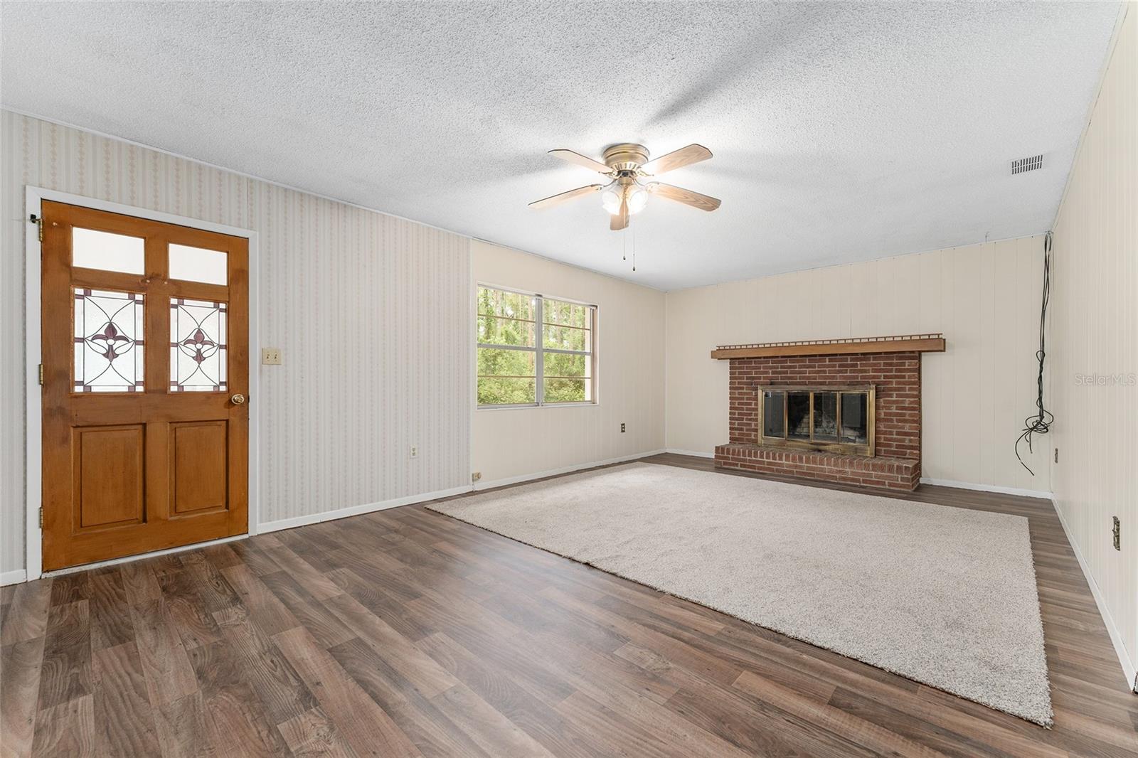 Image 9 of 98 For 8441 115th Street