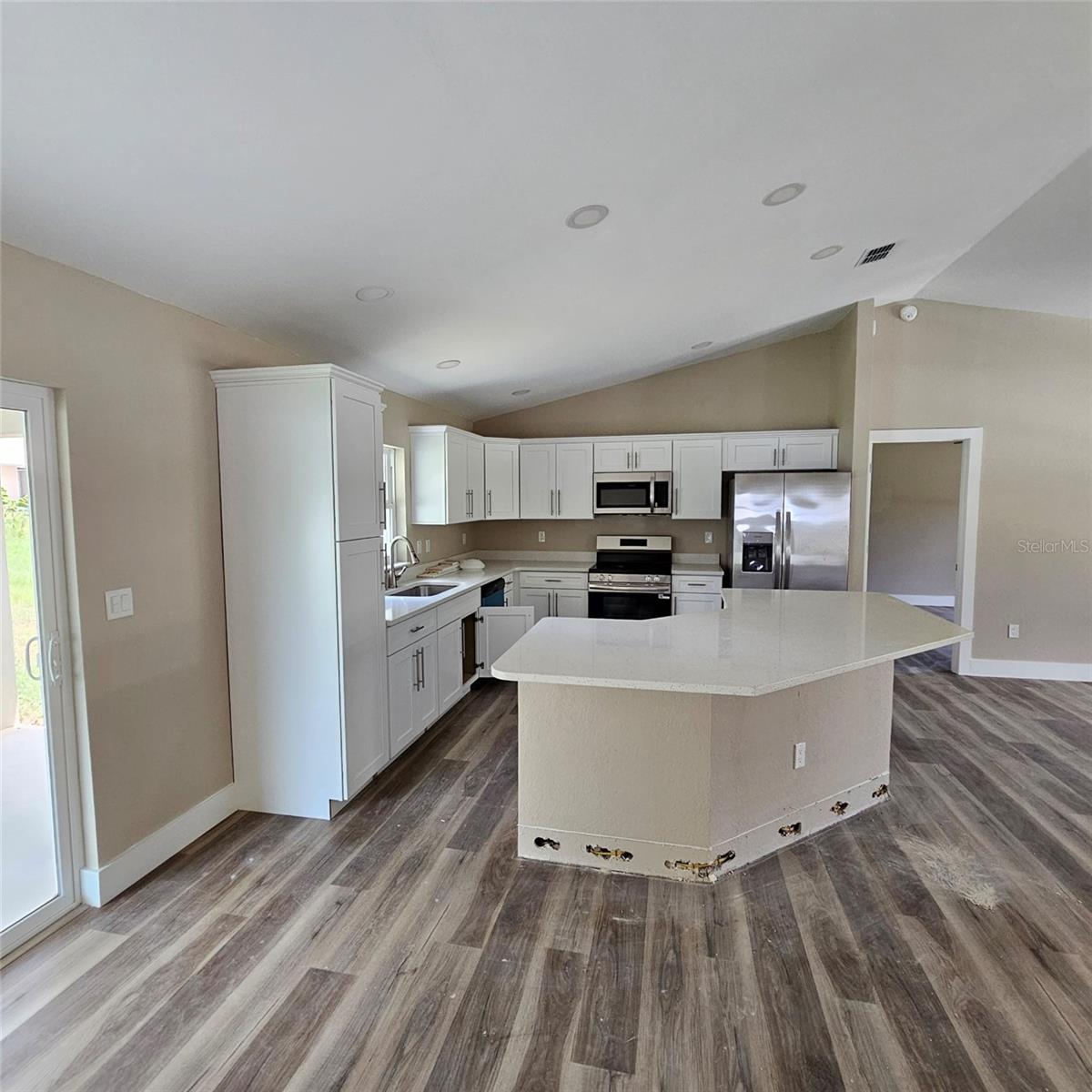 Image 18 of 21 For 11139 Sonnet Terrace