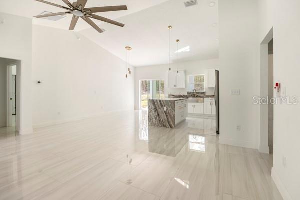 Image 11 of 41 For 2283 140th Court