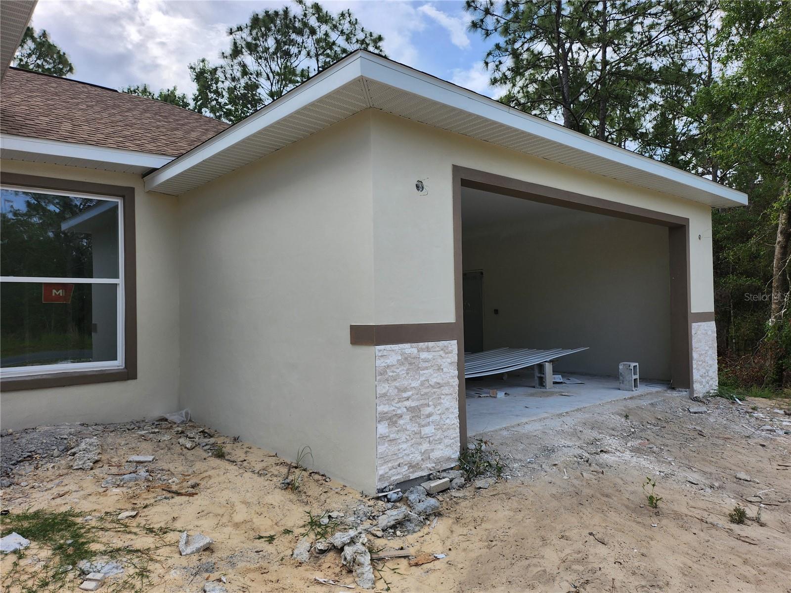 Image 4 of 41 For 2283 140th Court