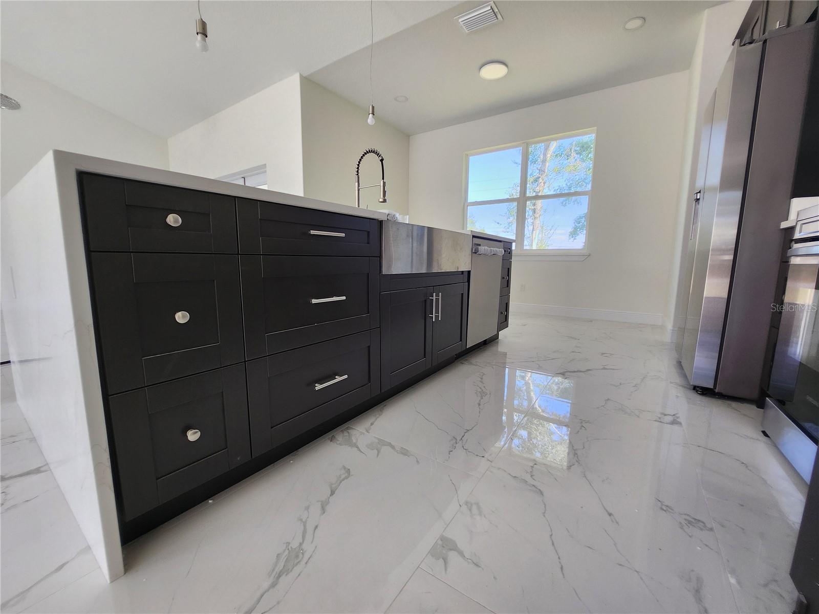 Image 43 of 67 For 2283 140th Court