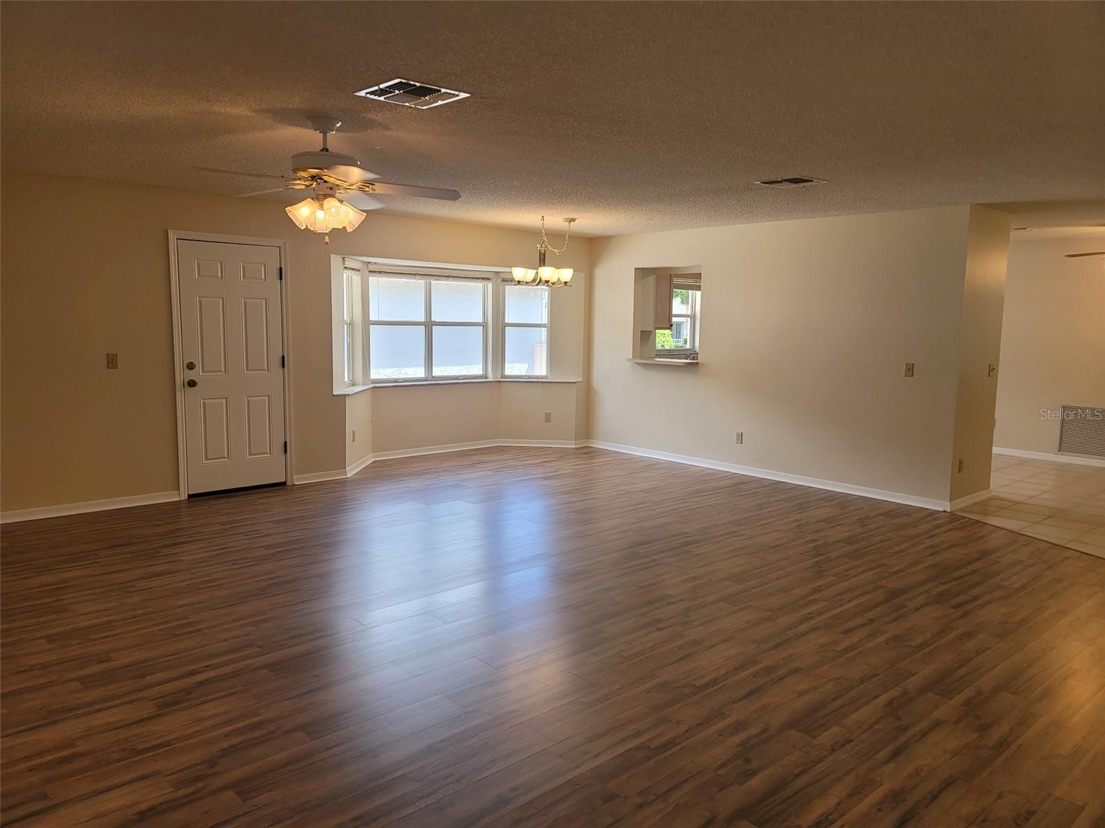 Image 7 of 26 For 9265 92nd Place Road