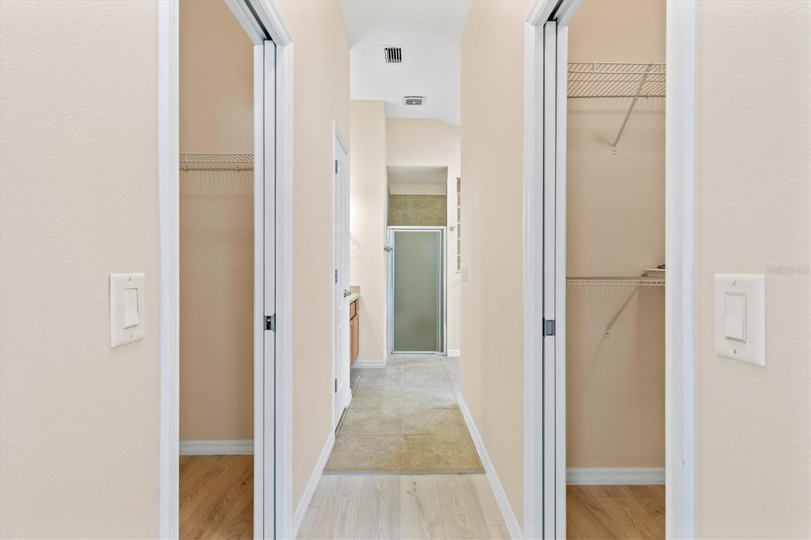 Image 15 of 28 For 611 Allenwood Loop