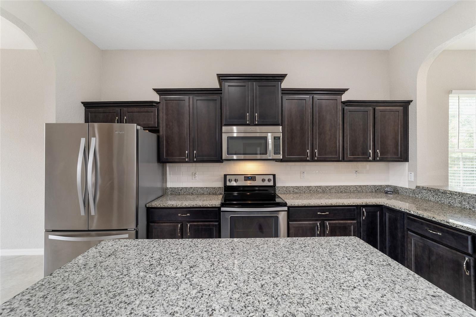 Image 7 of 31 For 6299 90th Street