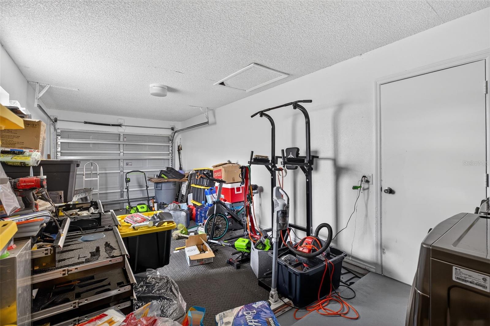 Image 21 of 40 For 316 Oak Track Drive