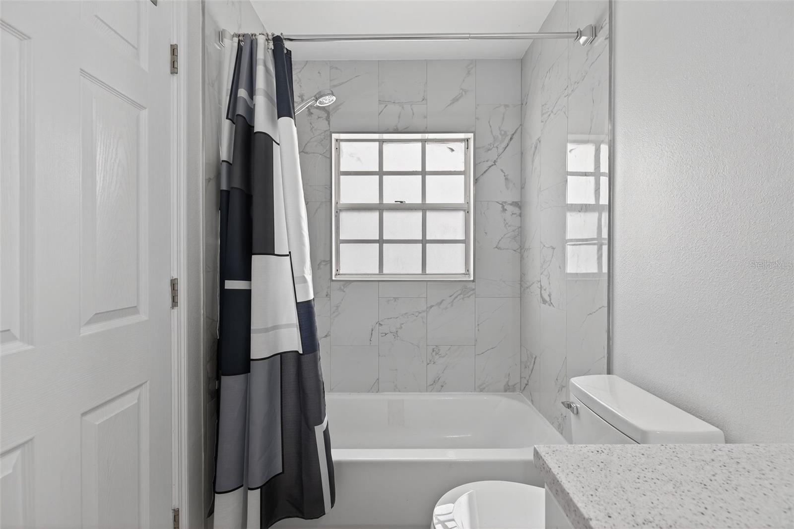 Image 30 of 40 For 316 Oak Track Drive