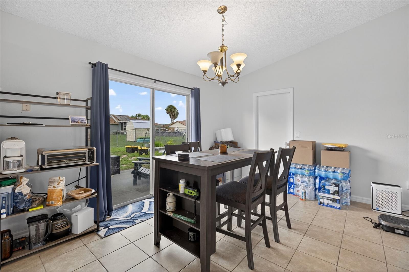 Image 7 of 40 For 316 Oak Track Drive