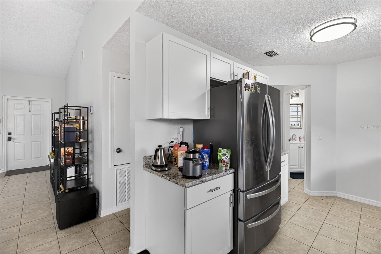 Image 9 of 40 For 316 Oak Track Drive