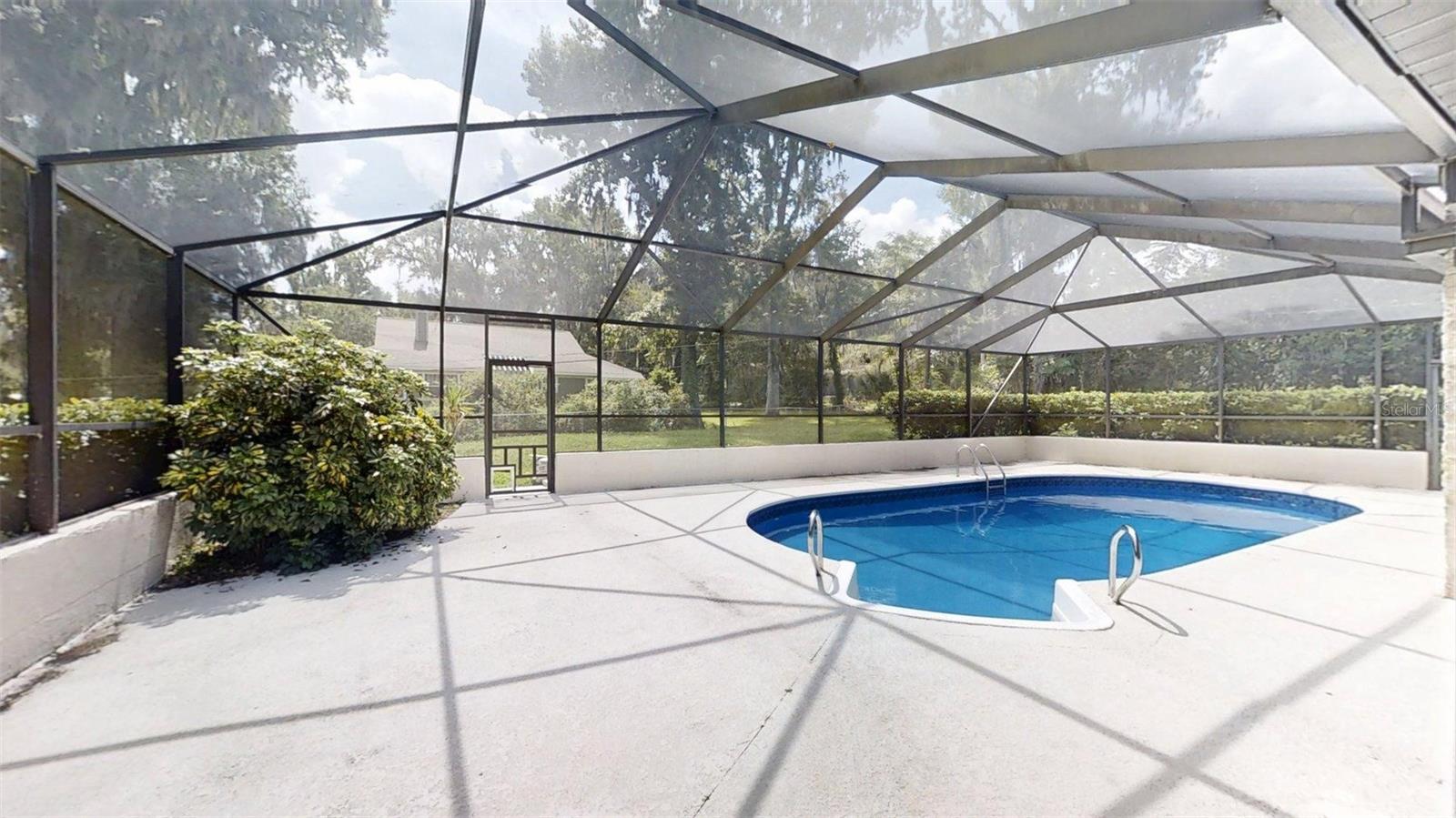 Image 10 of 79 For 4121 6th Avenue