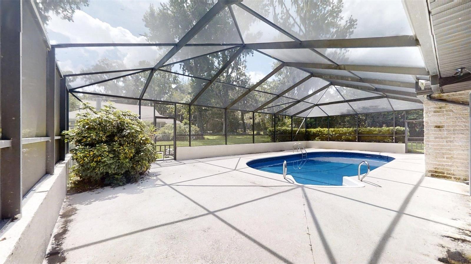 Image 11 of 79 For 4121 6th Avenue