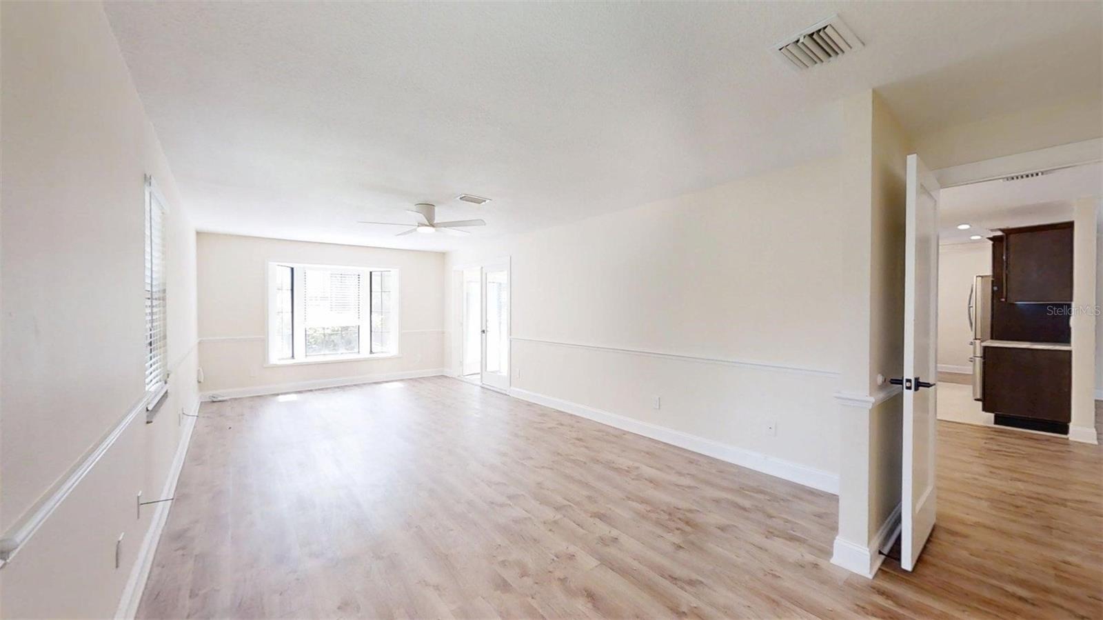 Image 34 of 79 For 4121 6th Avenue