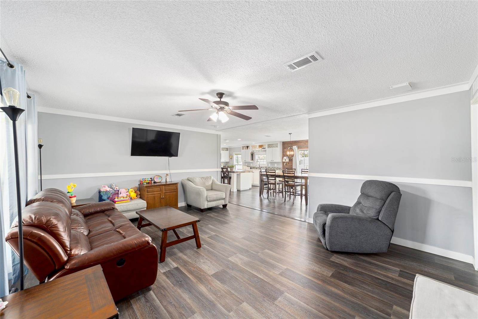 Image 6 of 57 For 51 70th Circle