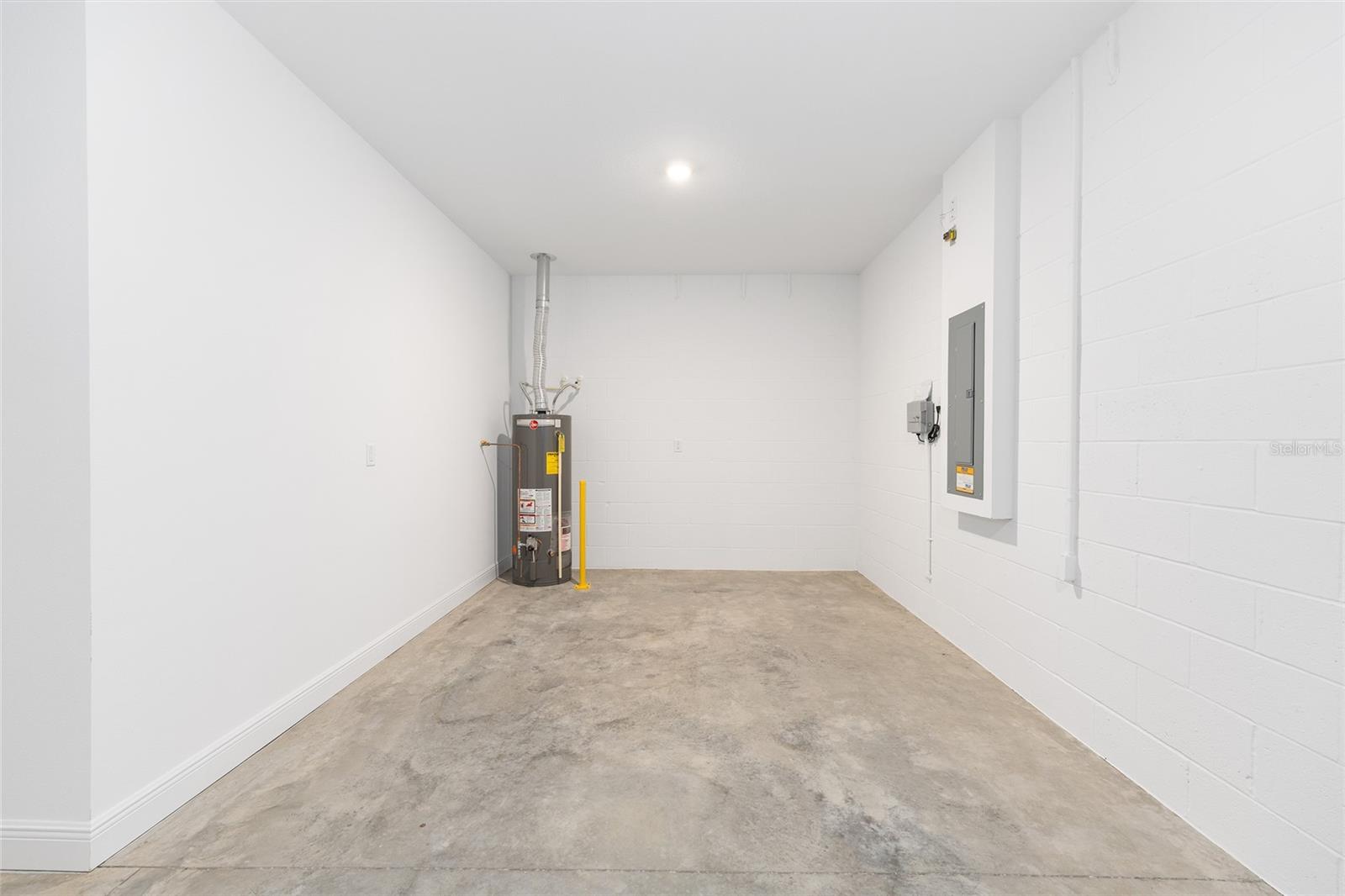 Image 40 of 43 For 10032 85th Place Road