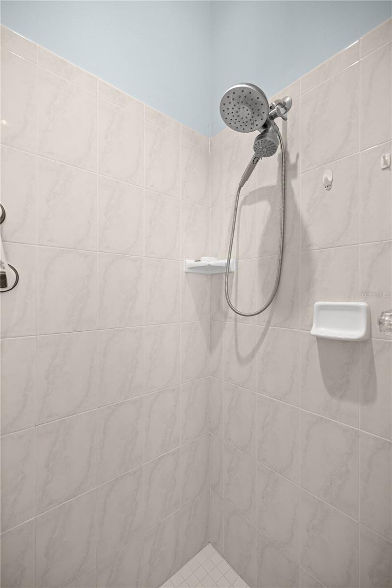 Image 22 of 49 For 1824 Zoe Court