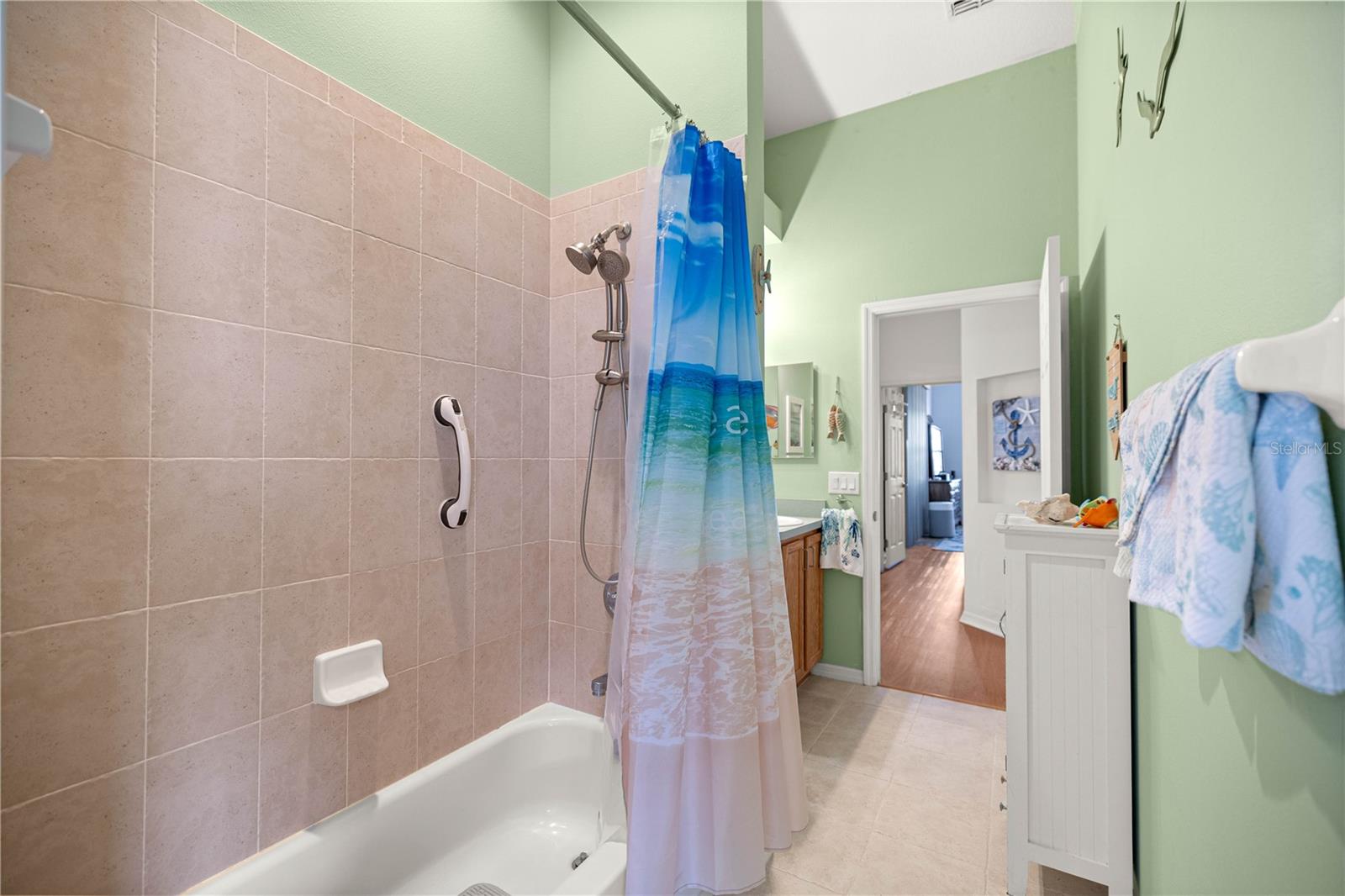 Image 29 of 49 For 1824 Zoe Court