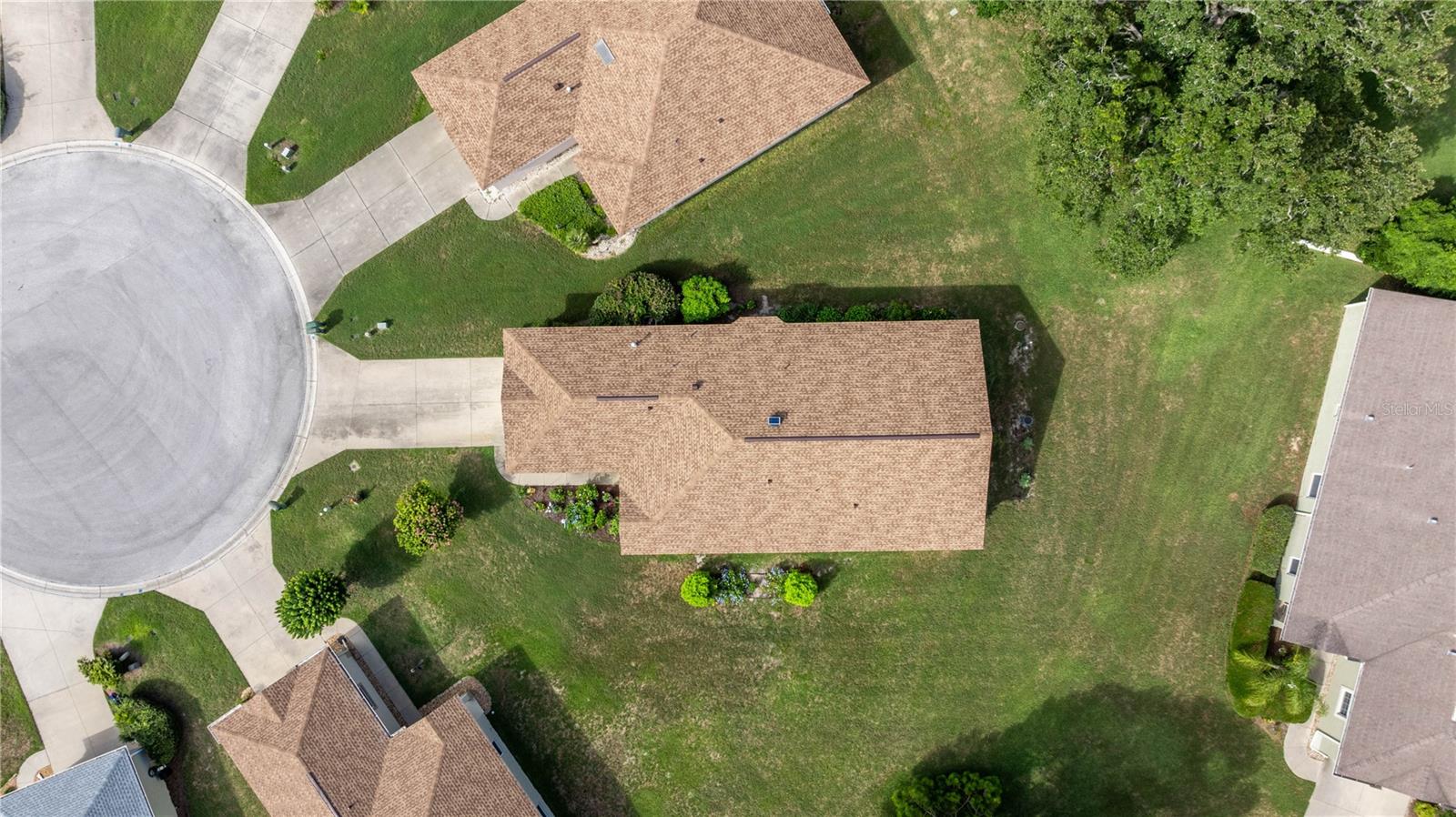 Image 41 of 49 For 1824 Zoe Court