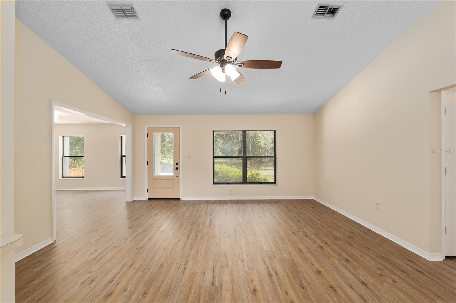 Image 21 of 100 For 10351 195th Street