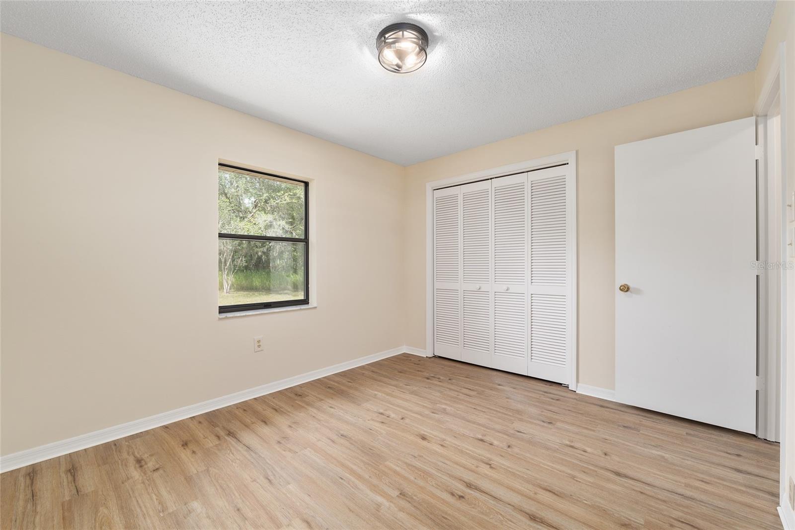 Image 27 of 100 For 10351 195th Street