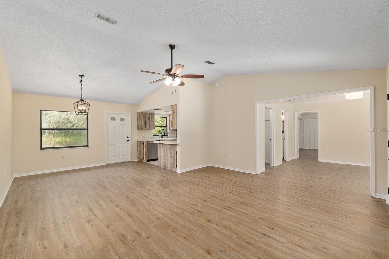 Image 31 of 100 For 10351 195th Street