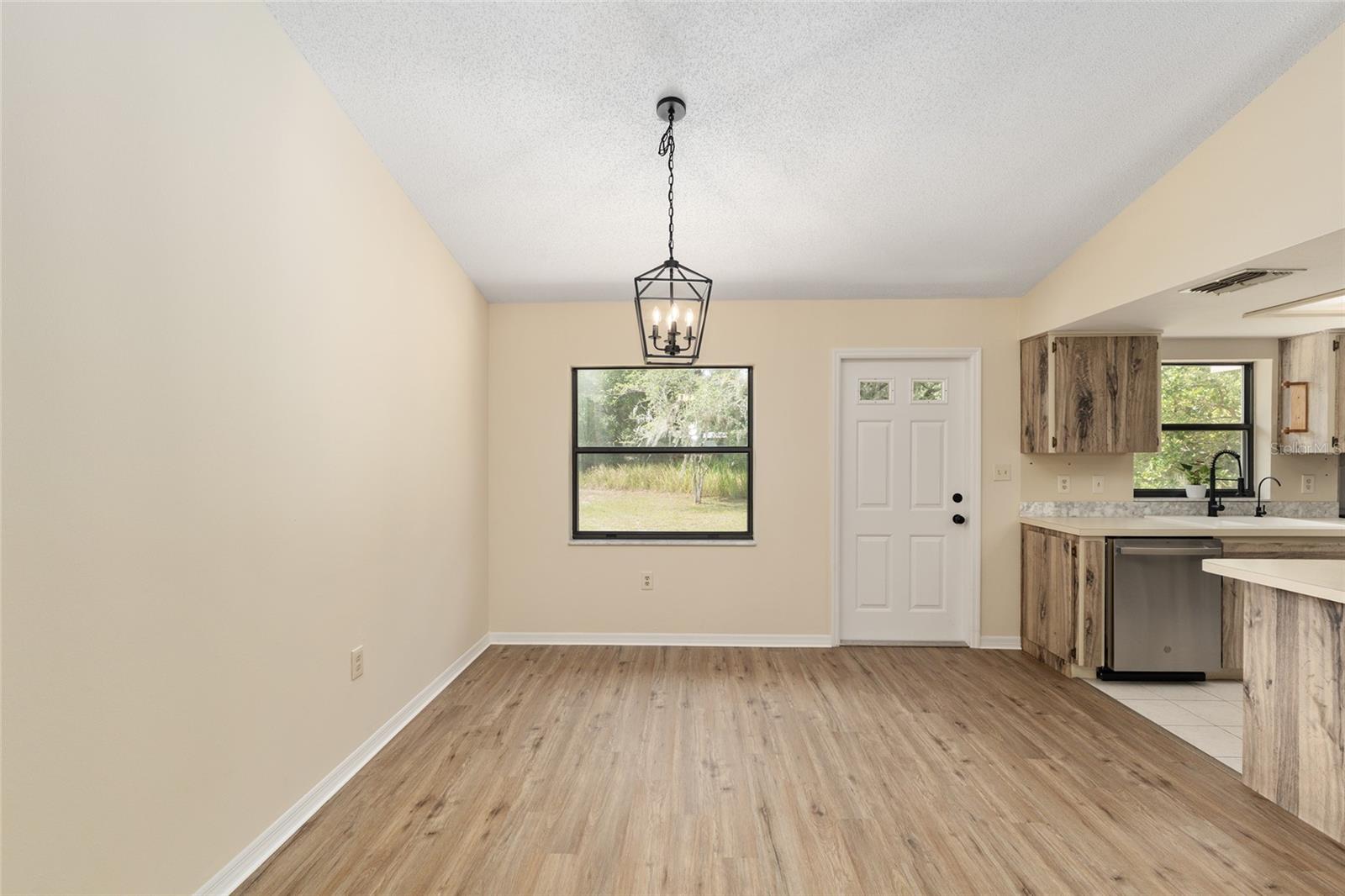 Image 32 of 100 For 10351 195th Street