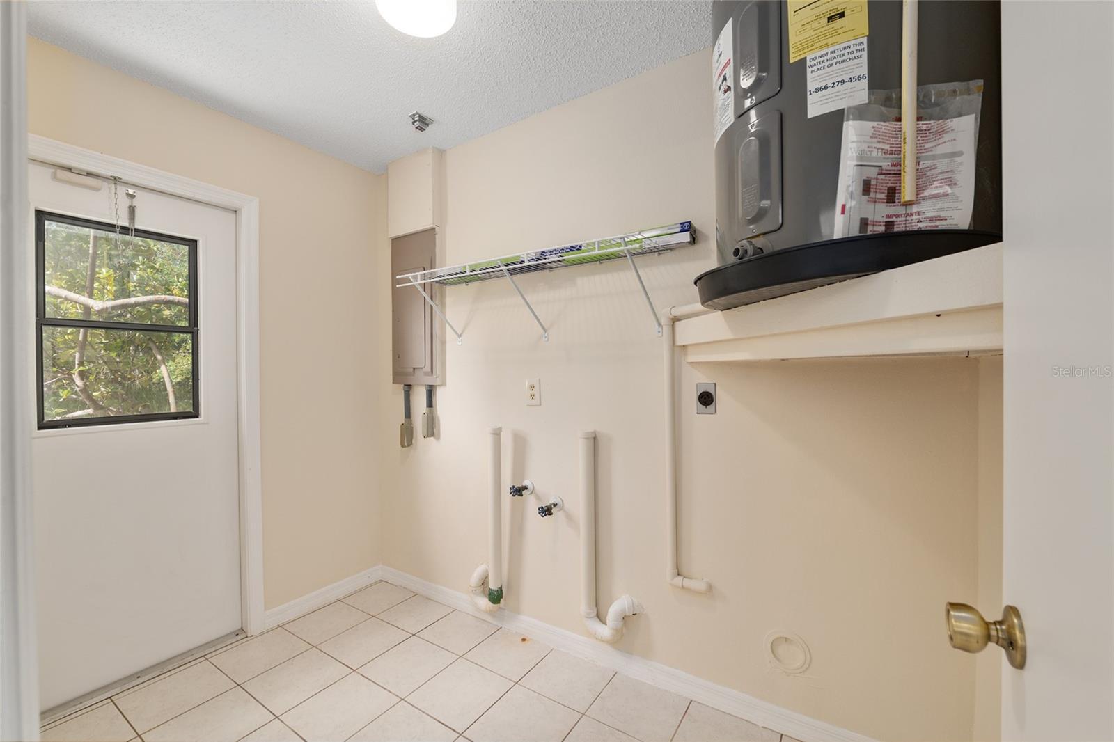 Image 42 of 100 For 10351 195th Street