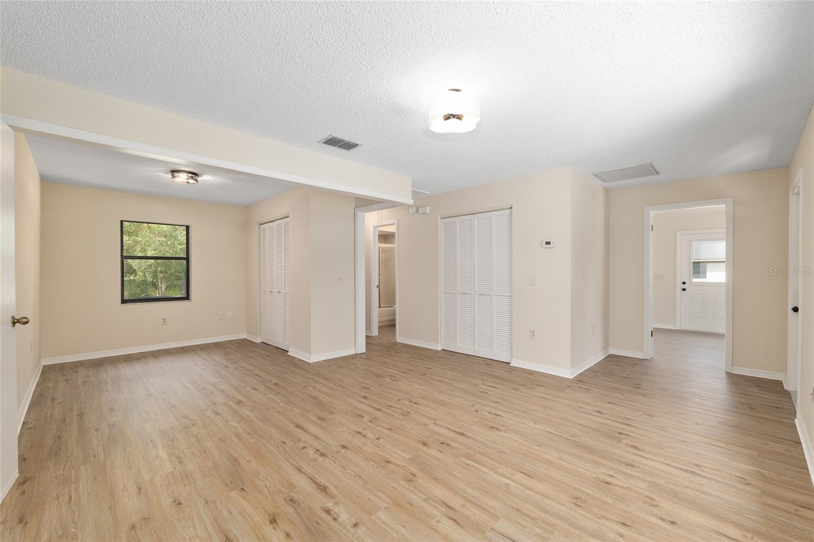 Image 49 of 100 For 10351 195th Street