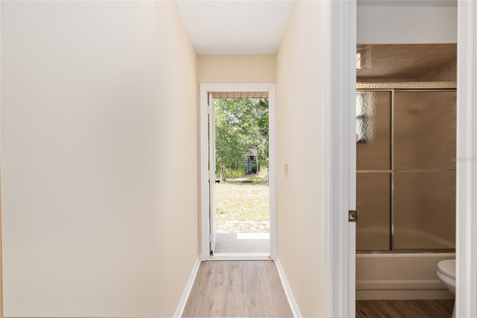 Image 54 of 100 For 10351 195th Street