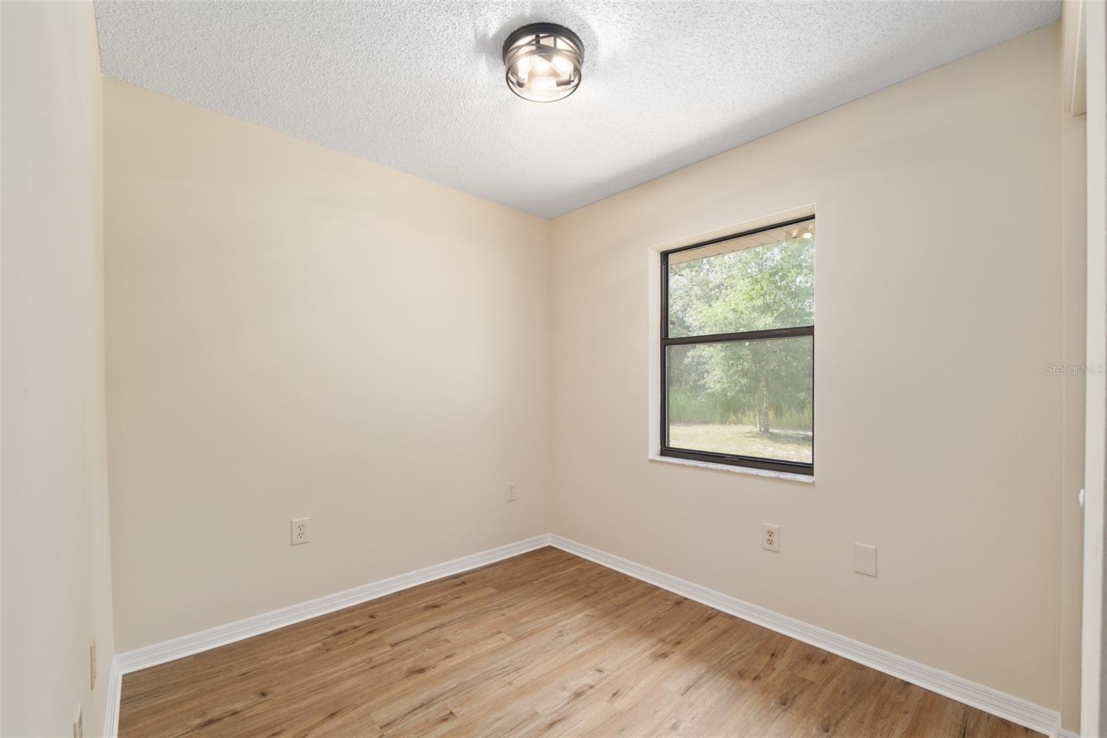 Image 61 of 100 For 10351 195th Street
