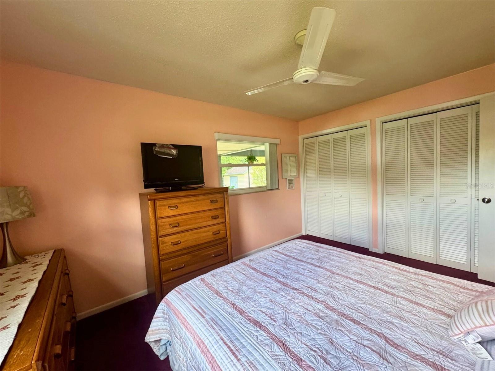 Image 20 of 42 For 916 Jones Avenue