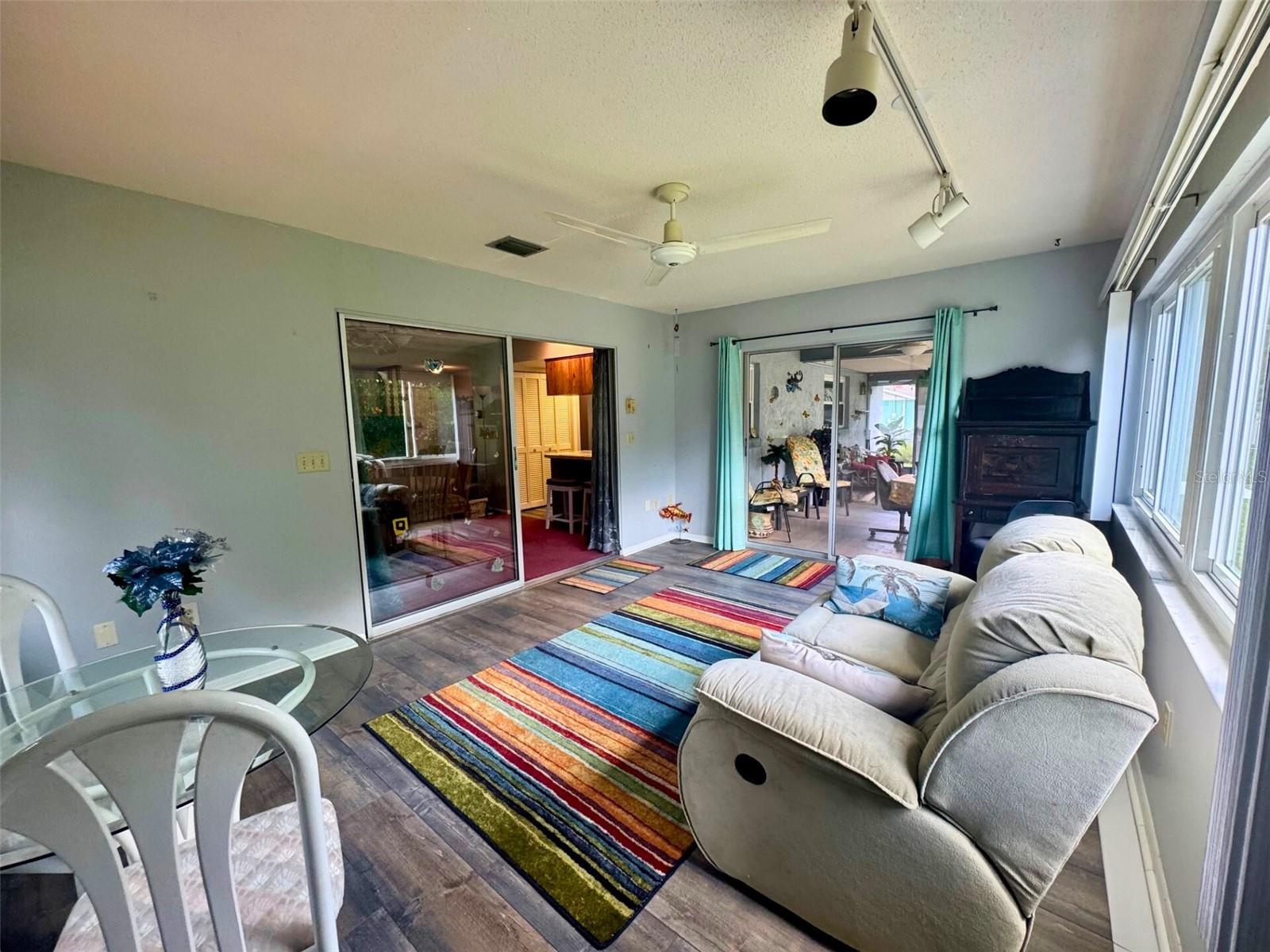 Image 4 of 42 For 916 Jones Avenue