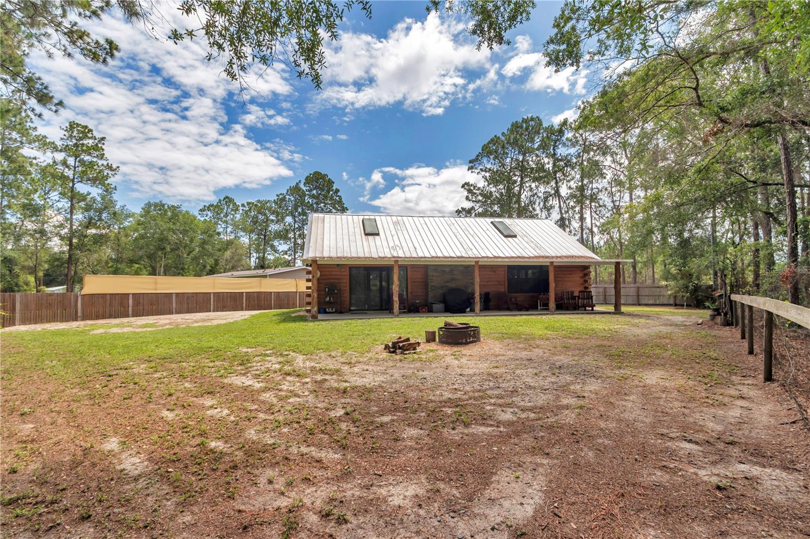 Image 14 of 55 For 5630 183rd Avenue Road